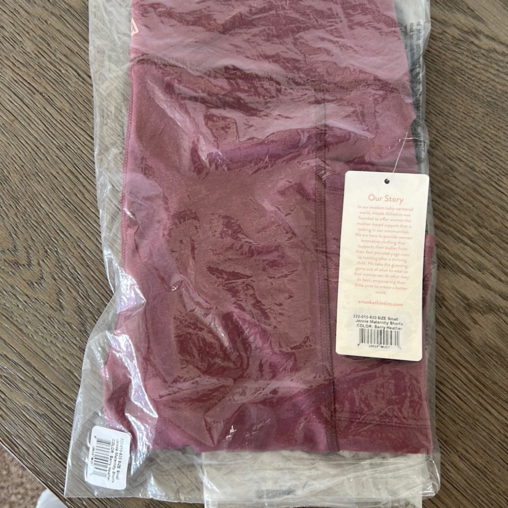 NWT Anook Athletics Jennie Maternity Biker Shorts